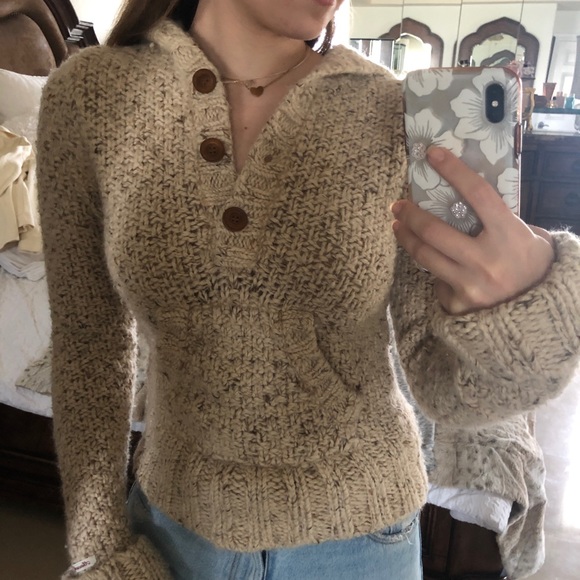 Abercrombie & Fitch Sweaters - Abercrombie & Fitch Vintage Sweater